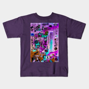 Graffiti Street Violet Design Tags Kids T-Shirt